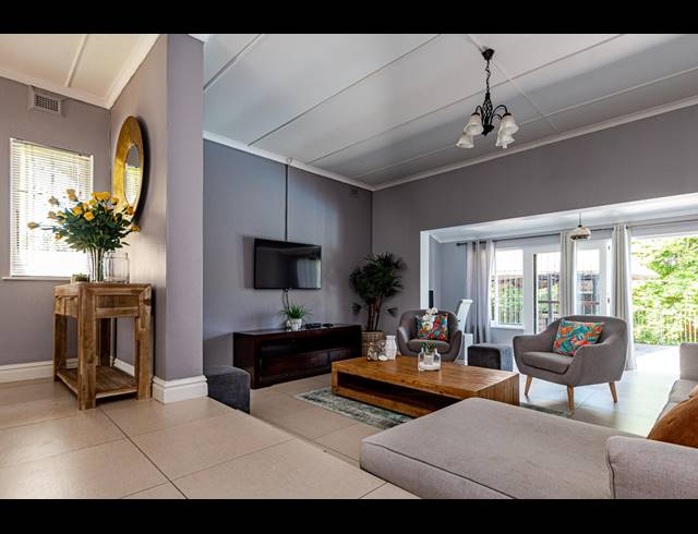 4 BEDROOM HOUSE FOR SALE IN DAWNCLIFFE